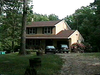 Building photograph for 185 CRANE HOLLOW RD